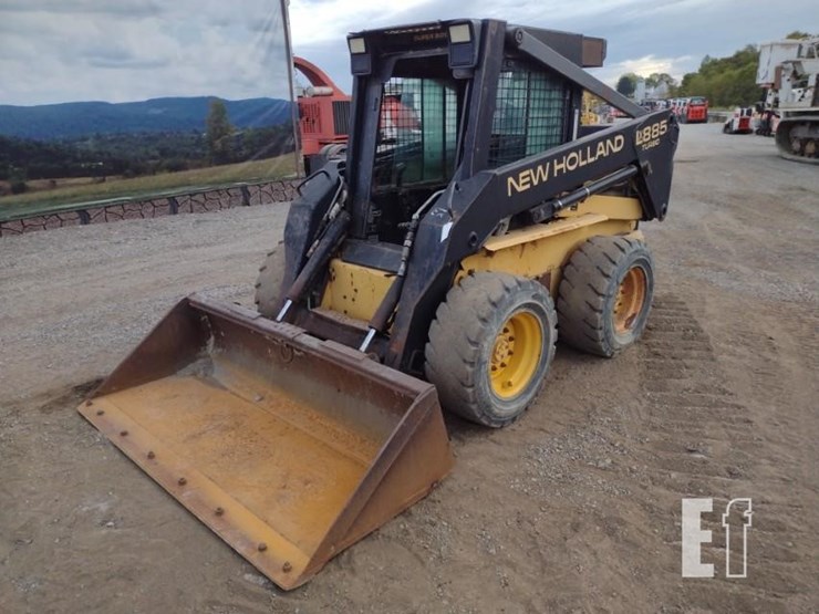 new-holland-lx885-image-24