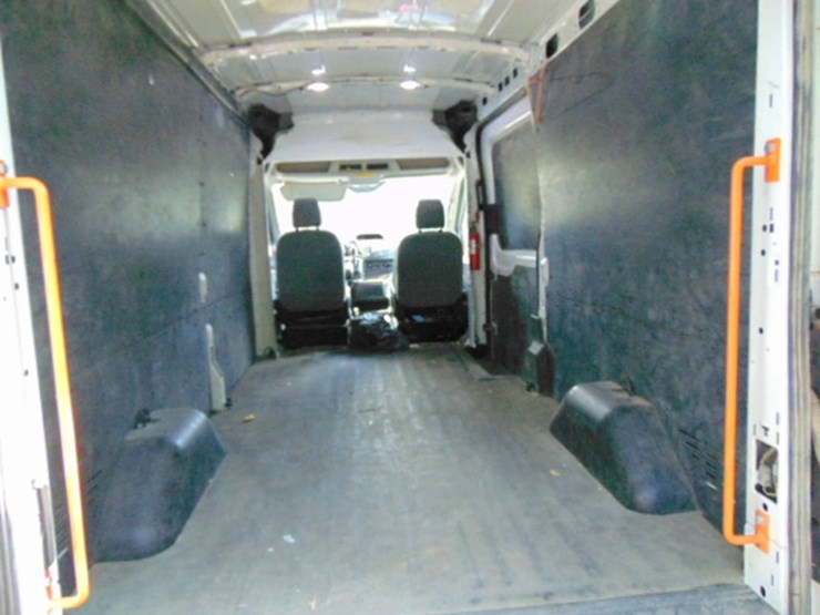 2019-ford-transit-image-5