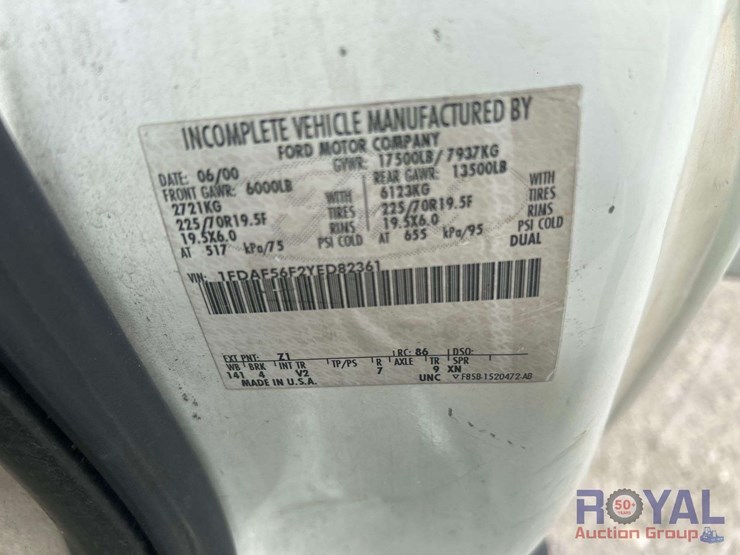 2000-ford-f550-image-4