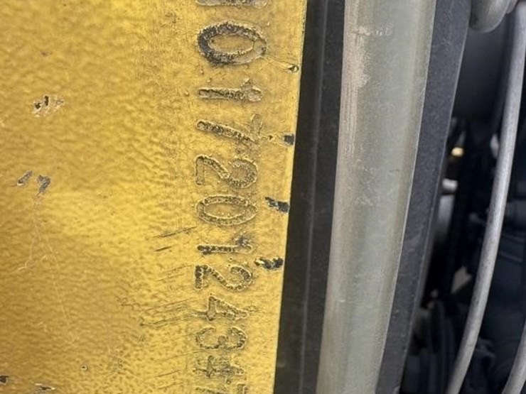2015-bomag-bmp8500-image-10