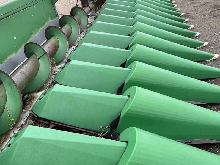 john-deere-1240-image-20