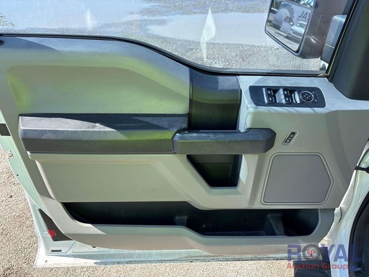 2015-ford-f150-image-12