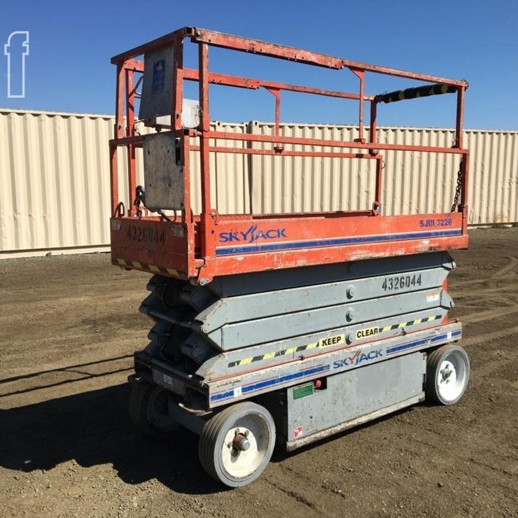2012 SKYJACK SJIII3226