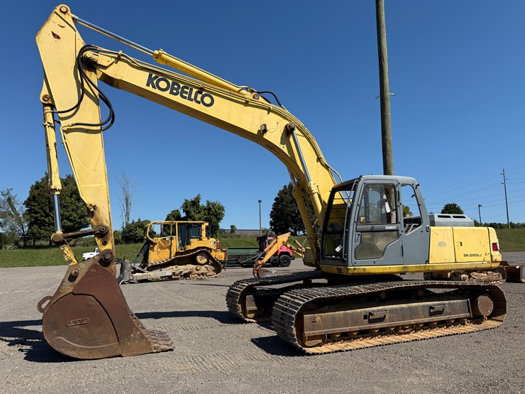 kobelco-sk220-lc-image-1
