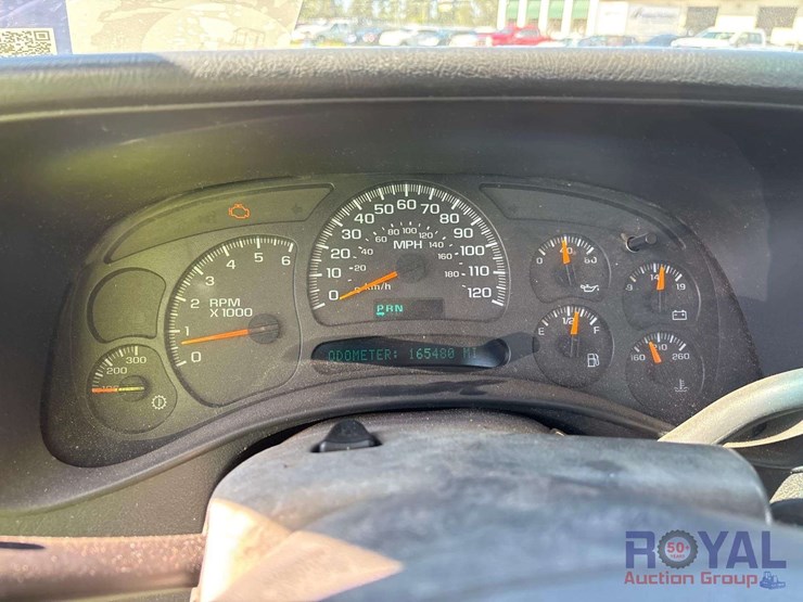 2004-chevrolet-silverado-2500-image-14