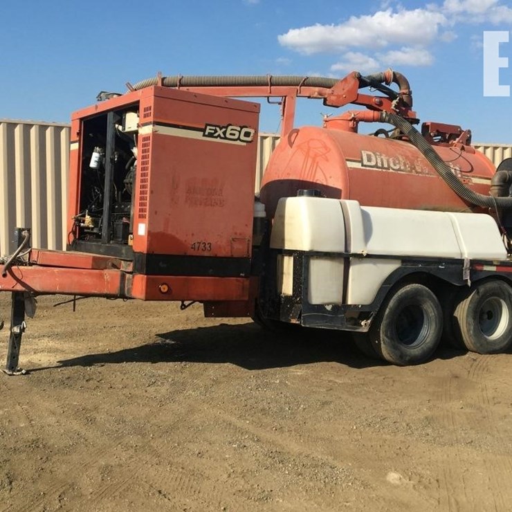 2010 DITCH WITCH FX60