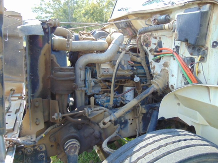 1999-international-4900-image-6