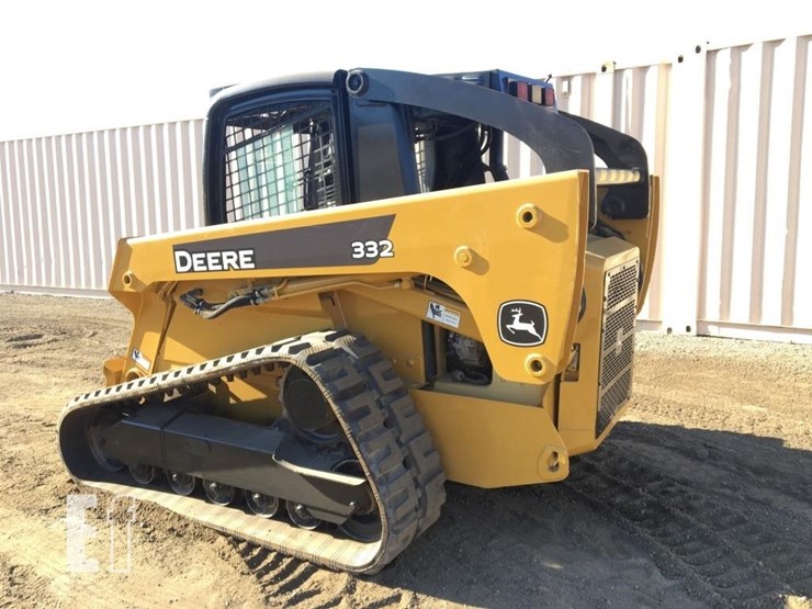 deere-332-image-4