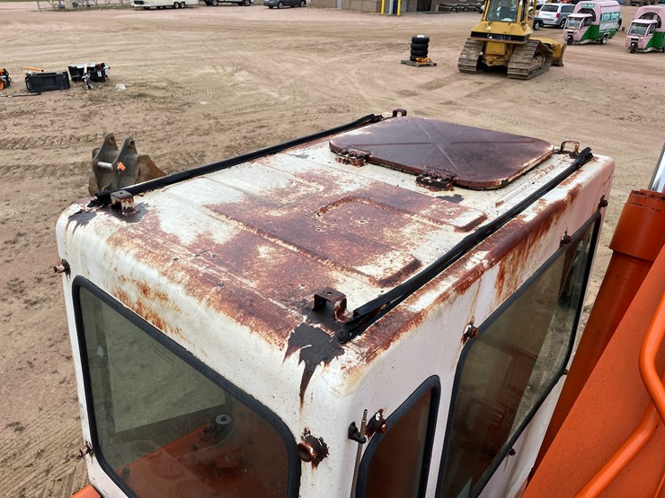 2002-daewoo-solar-220-lc-iii-image-42