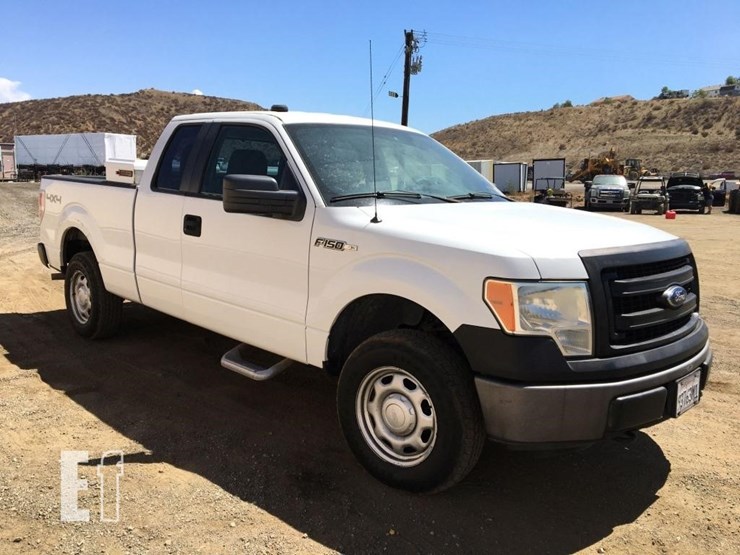 2013-ford-f150-xl-image-2