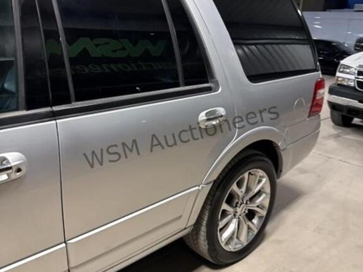 2013-ford-expedition-limited-image-5