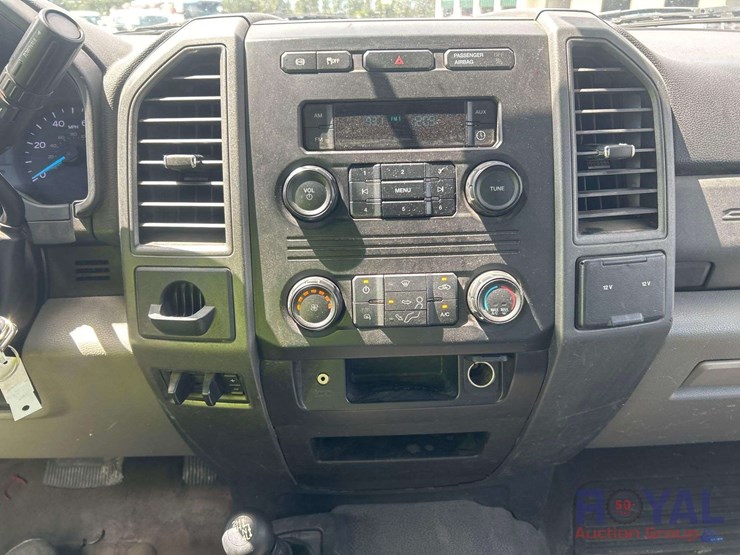2018-ford-f450-image-11