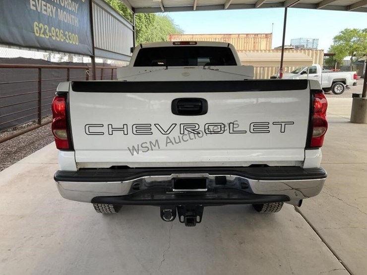 2007-chevrolet-silverado-3500-image-6