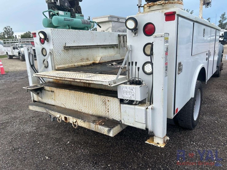 2013-auto-crane-6406h-image-25