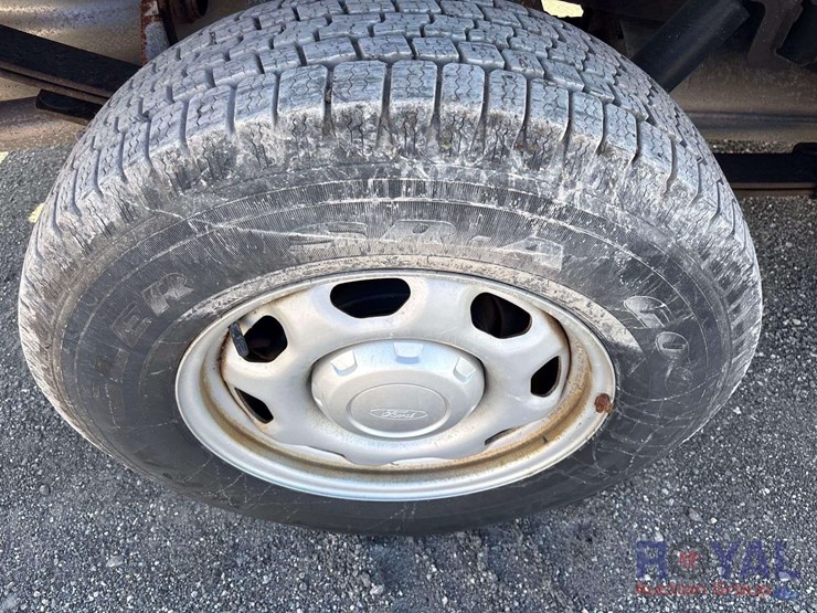 2013-ford-f150-image-21