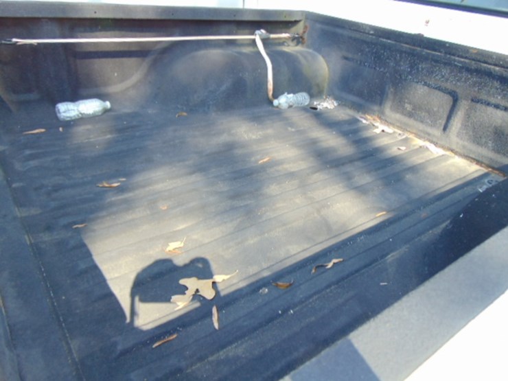 2004-toyota-tacoma-sr5-image-4