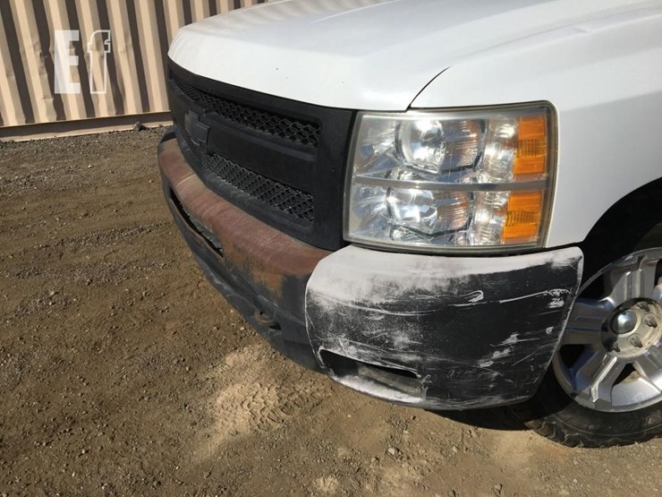 2013-chevrolet-silverado-1500-lt-image-18