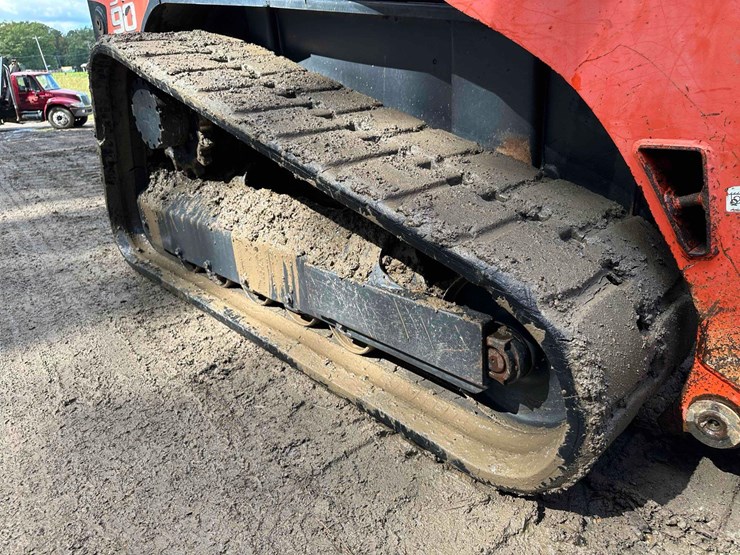 kubota-svl90-image-6