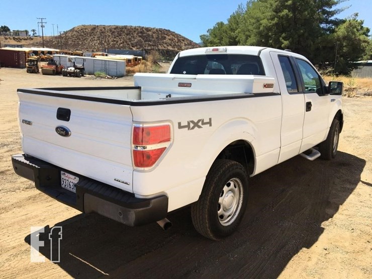 2013-ford-f150-xl-image-3