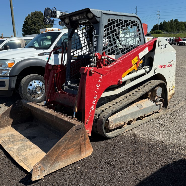 #3 • TAKEUCHI TL6 TRACK SKID STEER