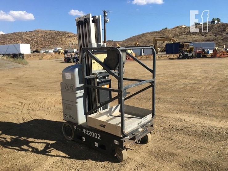 2007-jlg-20mvl-image-2