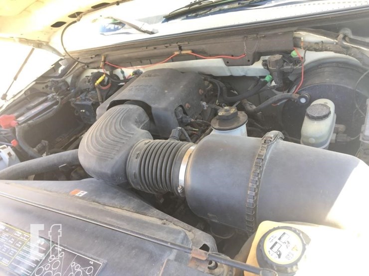 2004-ford-f150-xl-image-12
