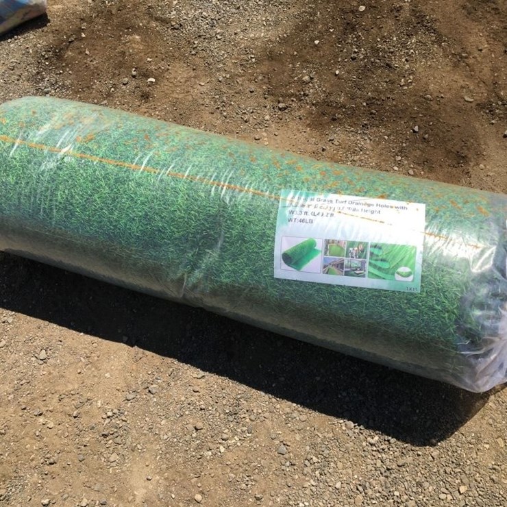 Unused Approx. 3.3ft x 49.2ft Artificial Grass