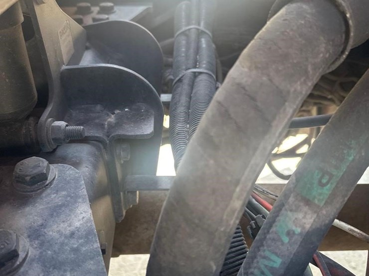 2016-kenworth-t880-image-19