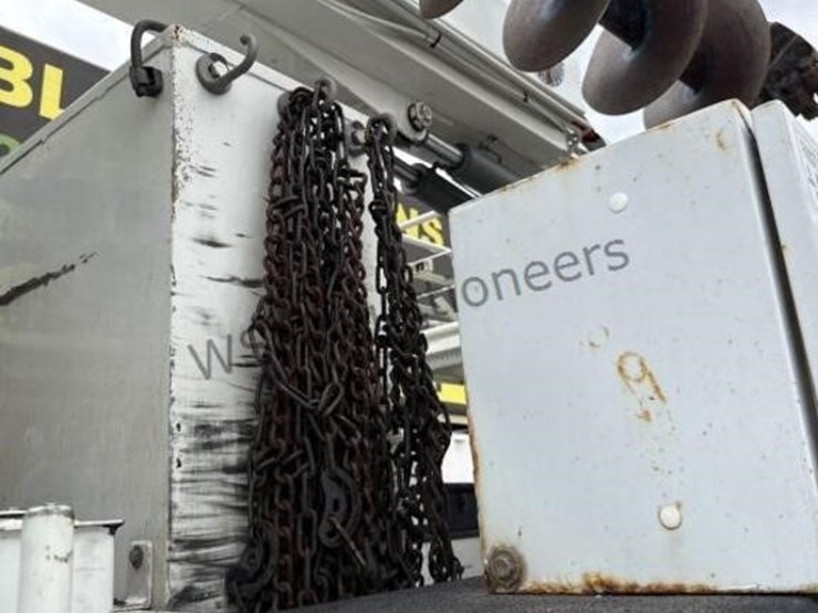 2012-terex-commander-4045-image-40