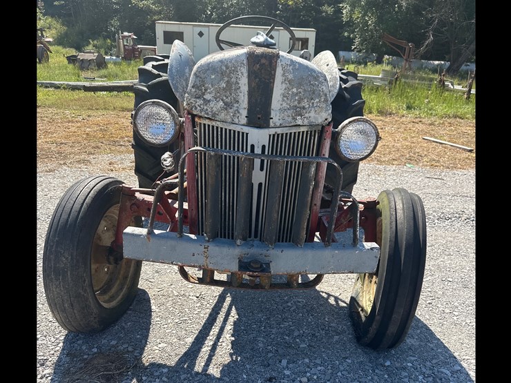 ford-tractor-image-4