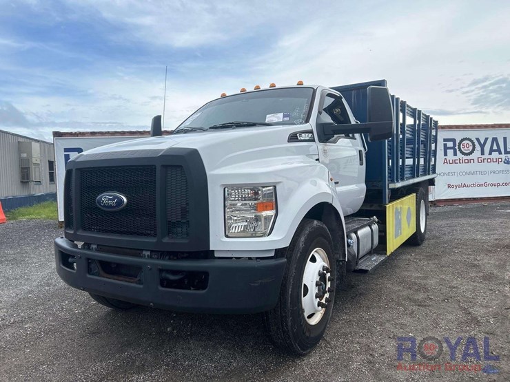 2017-ford-f650-image-1