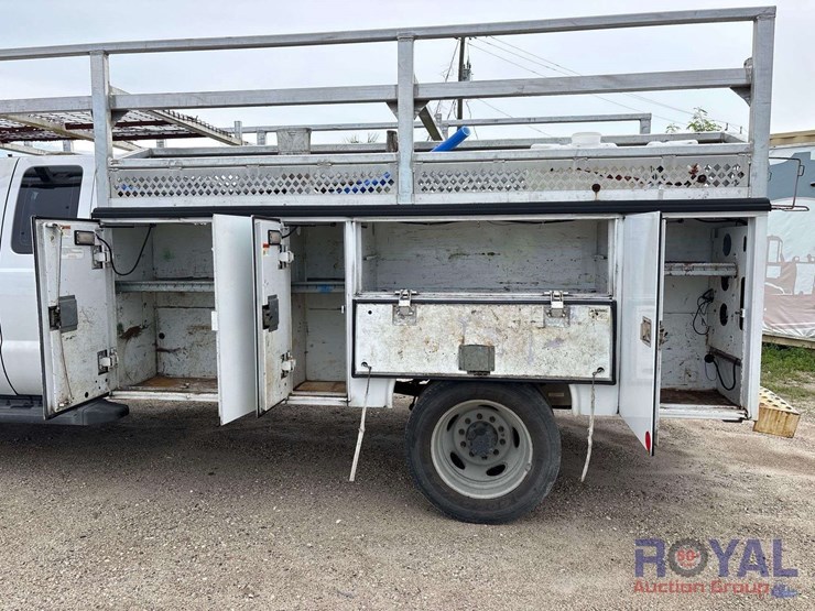 2016-ford-f550-image-19