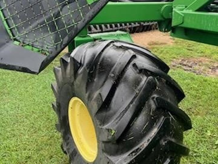 john-deere-1820-image-10