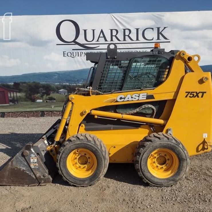 CASE 75 XT