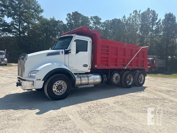 2016-kenworth-t880-image-9