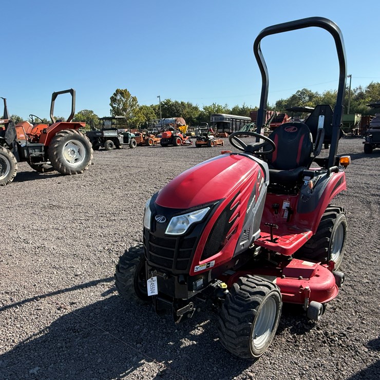 #67 • MAHINDRA EMAX 20S TRACTOR