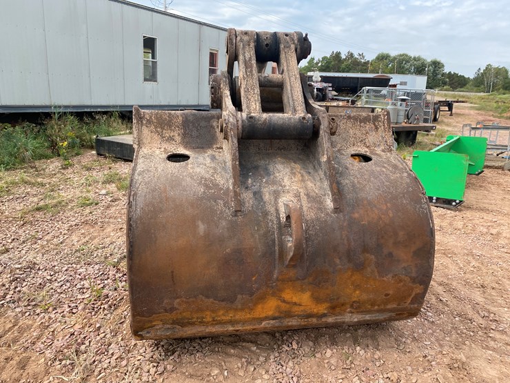 caterpillar-345-image-9