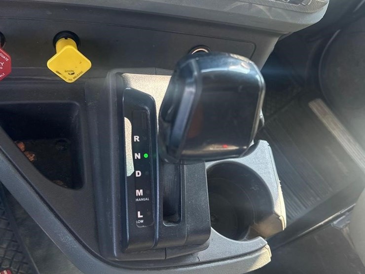 2018-kenworth-t880-image-30