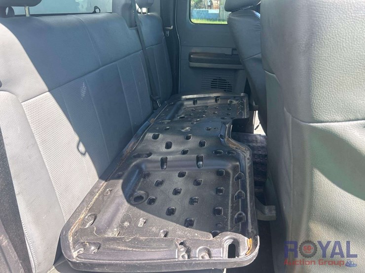 2015-ford-f550-image-22