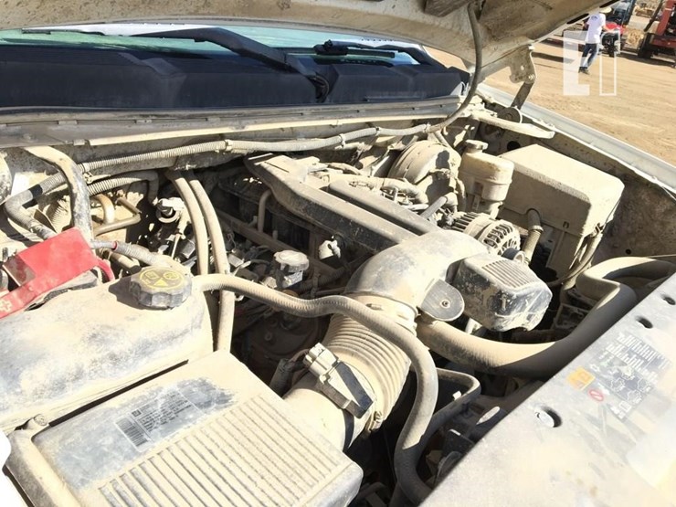 2013-chevrolet-silverado-1500-lt-image-11