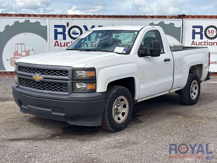 2015-chevrolet-silverado-1500-image-1