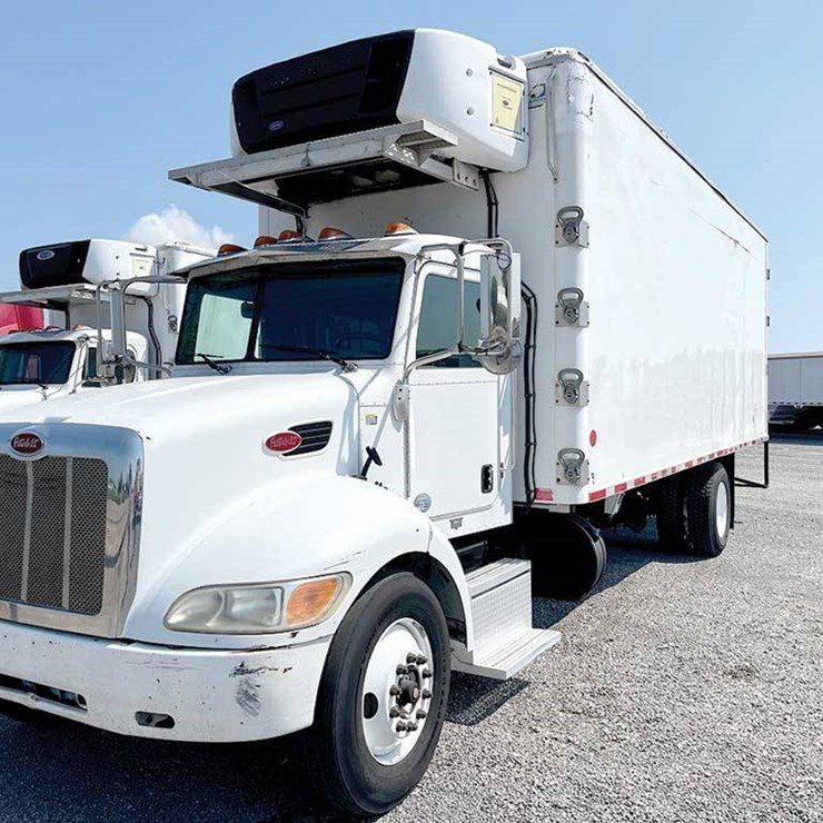 2014 PETERBILT 337