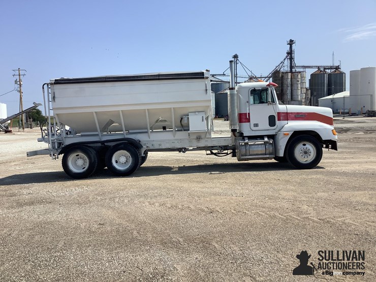 1992-freightliner-fld120-image-4