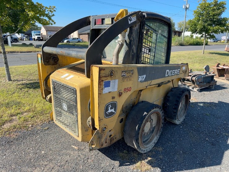 2006-john-deere-317-image-4