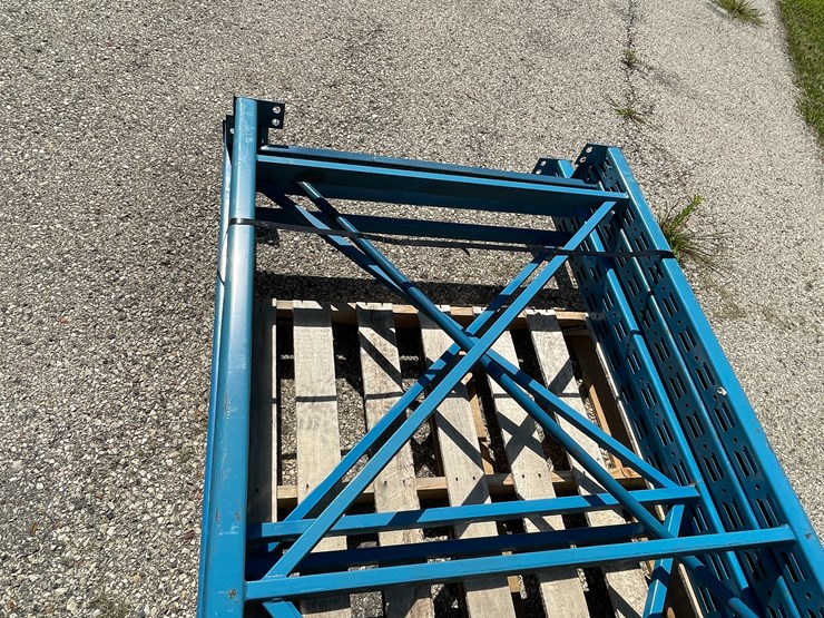 #1351-•-20'-pallet-racking-uprights-image-14