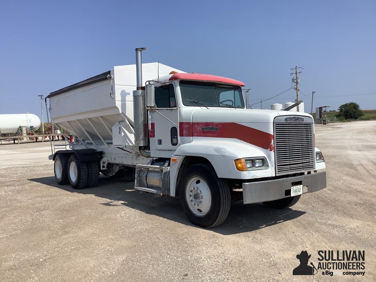 1992-freightliner-fld120-image-3