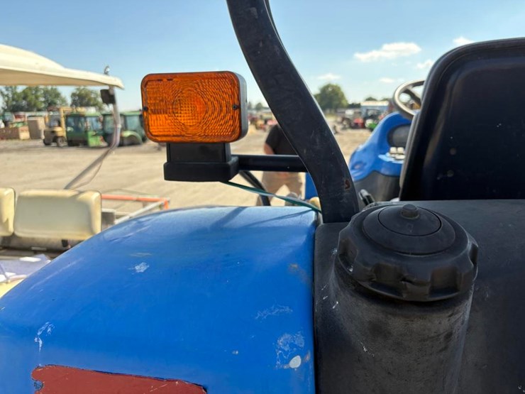new-holland-tc45d-image-12
