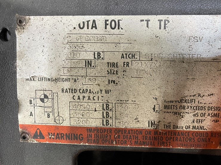 #8016-•-toyota-lp-powered-forklift-image-14