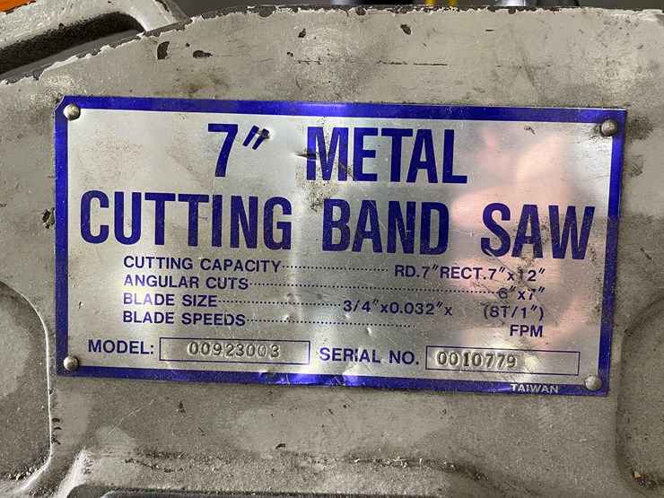 #8050-•-vectrax-7"-metal-cutting-band-saw-image-7