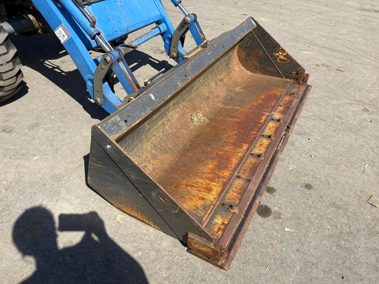new-holland-tc45d-image-21